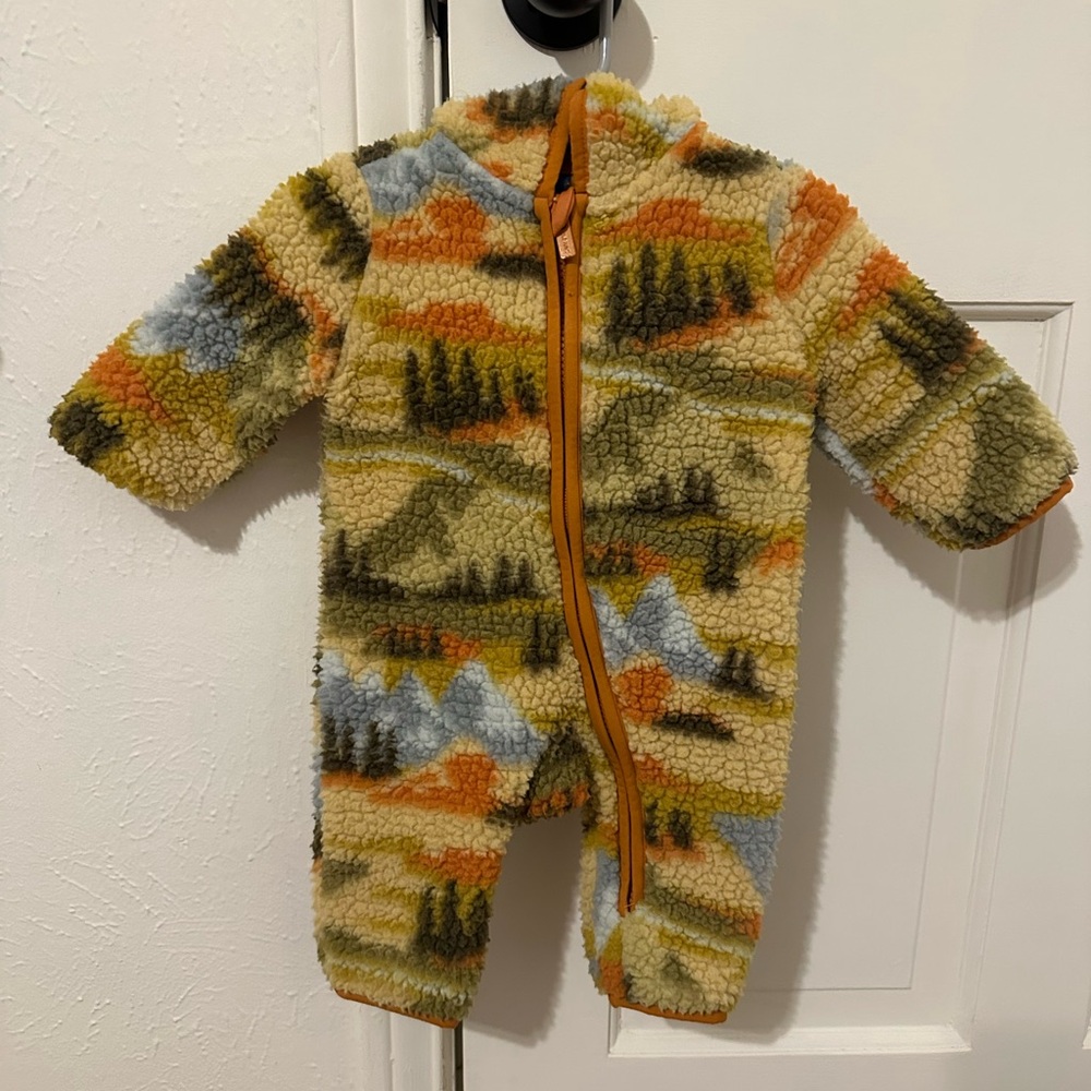Old Navy Sherpa Baby Bunting